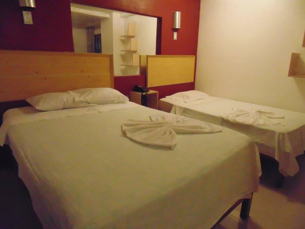 Hotel La Casona Iquitos Extérieur photo